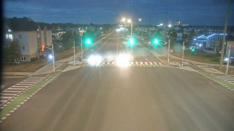 Traffic camera image at 2025-08-25 00:31:09