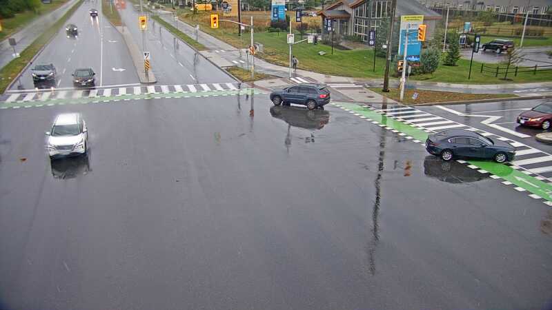 Traffic camera image at 2025-09-04 19:46:20