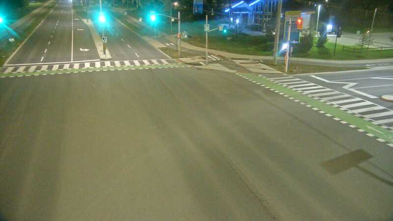 Traffic camera image at 2025-09-07 03:21:02