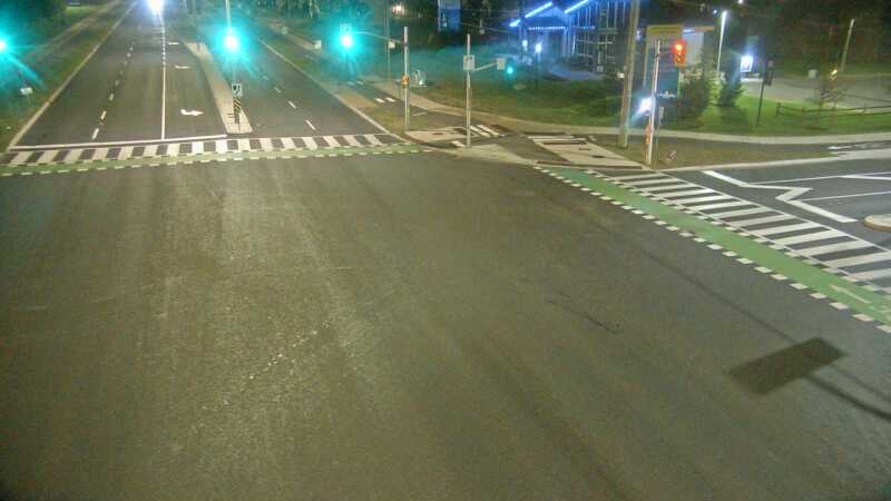 Traffic camera image at 2025-09-07 03:35:59