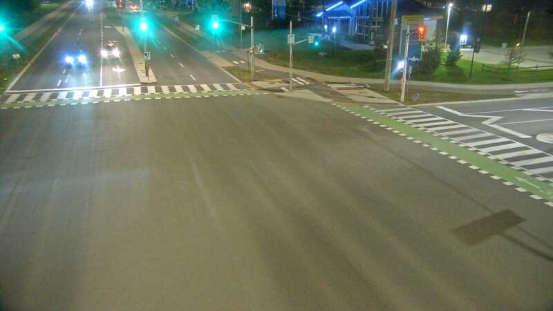 Traffic camera image at 2025-09-08 00:06:07
