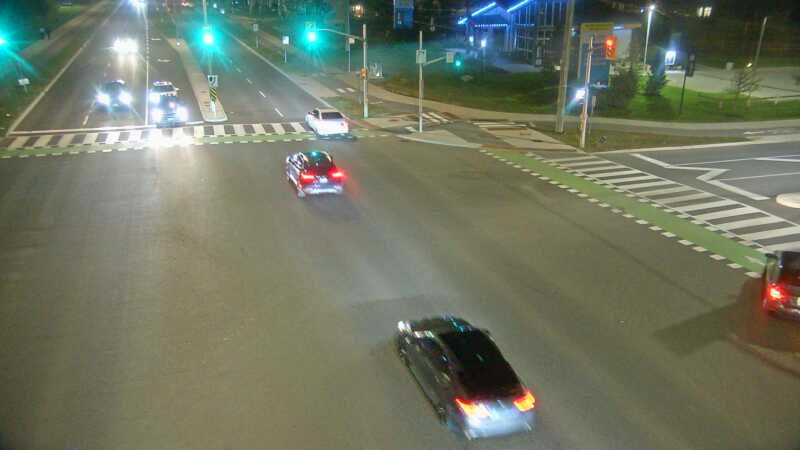 Traffic camera image at 2025-09-08 00:16:01