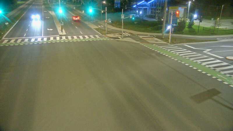 Traffic camera image at 2025-09-08 04:16:04