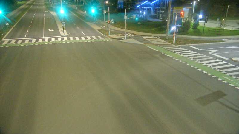 Traffic camera image at 2025-09-08 04:56:03