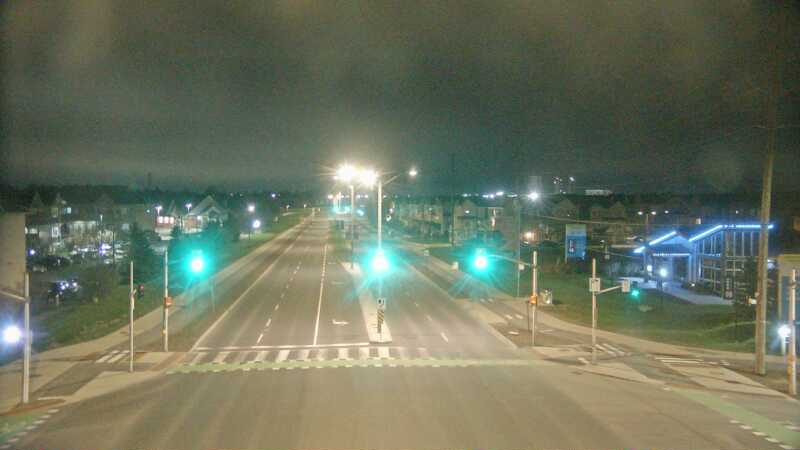 Traffic camera image at 2025-05-09 05:15:45