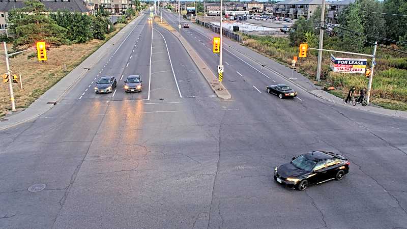 Traffic camera image at 2025-08-25 00:01:05