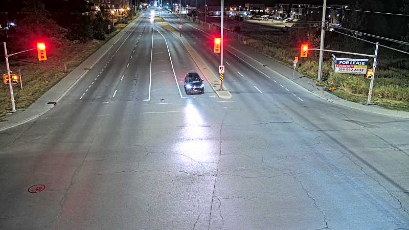 Traffic camera image at 2025-08-25 03:01:04