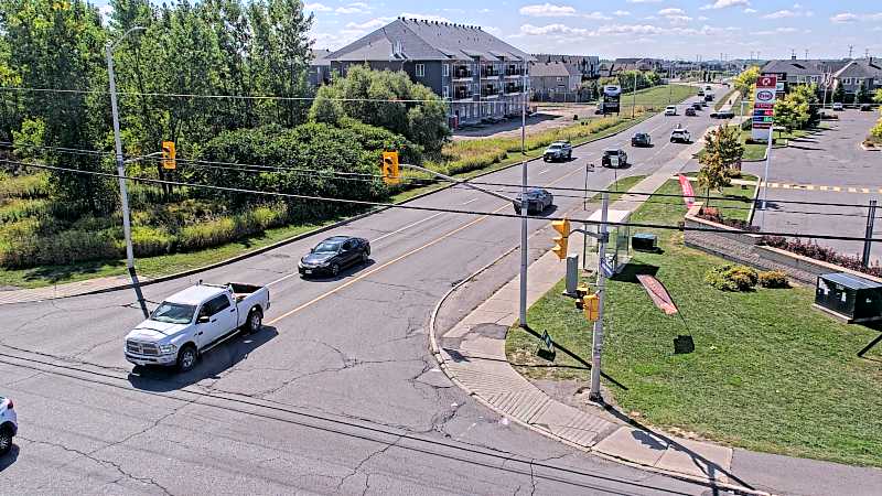 Traffic camera image at 2025-09-14 17:46:17
