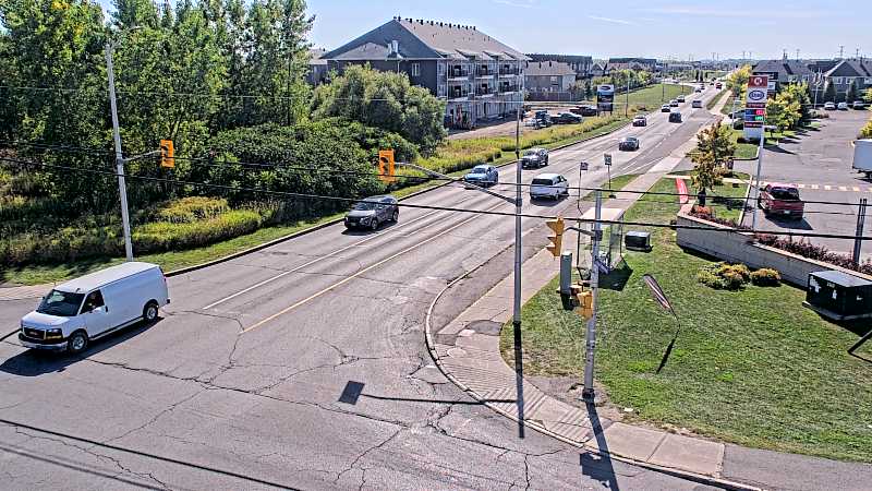 Traffic camera image at 2025-09-15 19:26:07