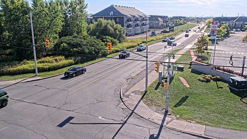 Traffic camera image at 2025-09-15 20:26:01