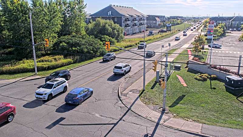 Traffic camera image at 2025-09-15 20:36:06