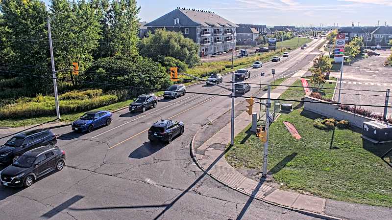 Traffic camera image at 2025-09-15 20:51:12
