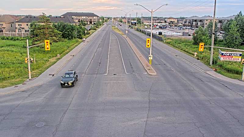 Traffic camera image at 2025-07-01 00:01:31