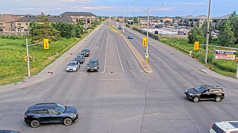 Traffic camera image at 2025-07-01 00:11:05