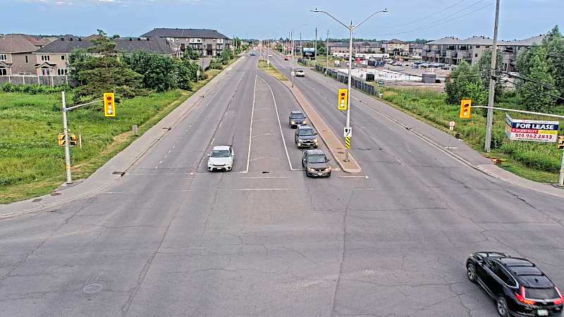 Traffic camera image at 2025-07-01 00:37:58