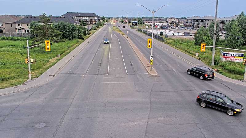 Traffic camera image at 2025-07-01 00:51:19