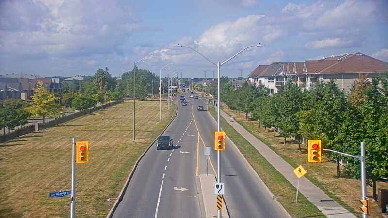 Traffic camera image at 2025-08-24 14:21:10