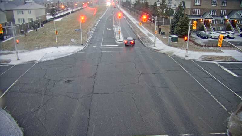 Traffic camera image at 2025-03-25 11:05:47
