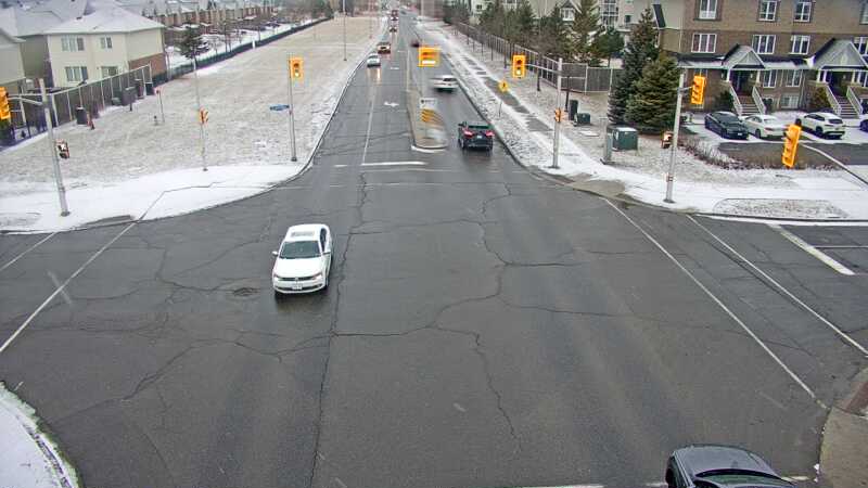 Traffic camera image at 2025-03-25 12:00:57