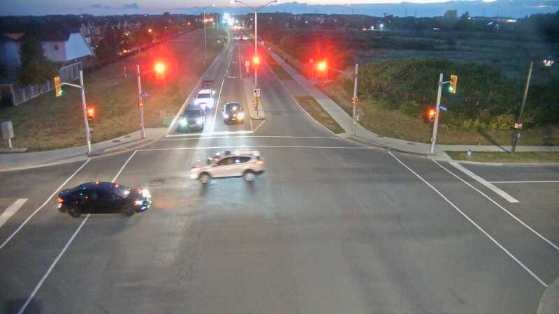 Traffic camera image at 2025-08-25 00:26:02