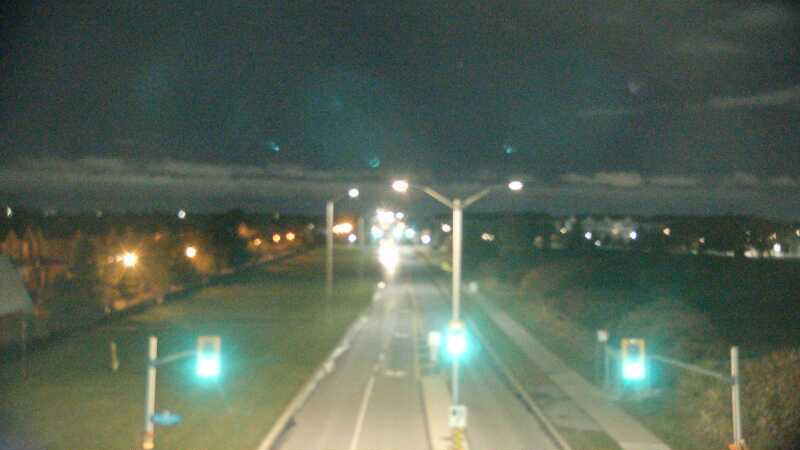 Traffic camera image at 2024-10-16 07:04:03