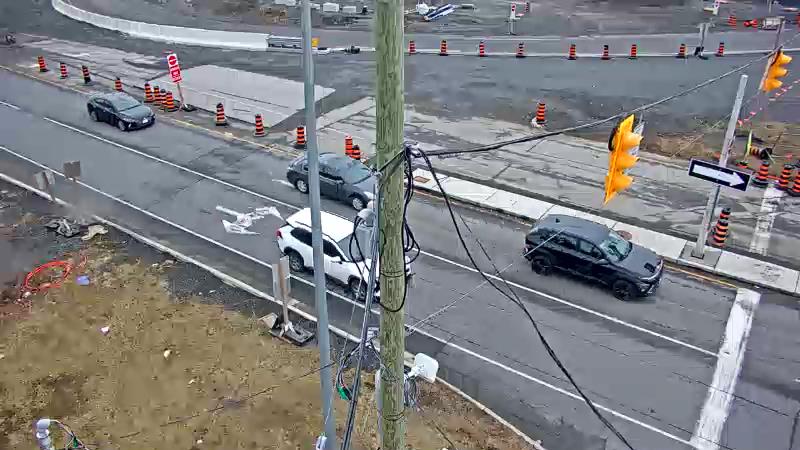 Traffic camera image at 2025-03-25 13:20:42