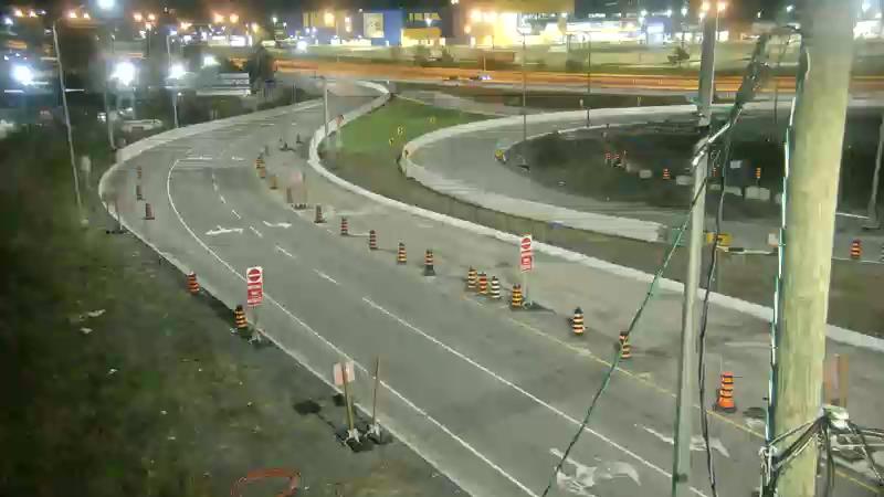 Traffic camera image at 2025-05-09 06:15:52