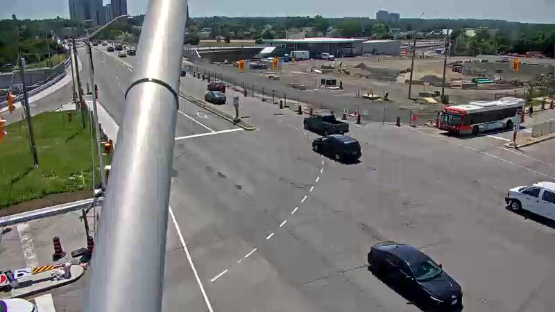 Traffic camera image at 2025-06-30 17:16:25