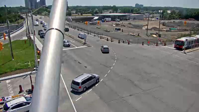 Traffic camera image at 2025-06-30 17:37:49
