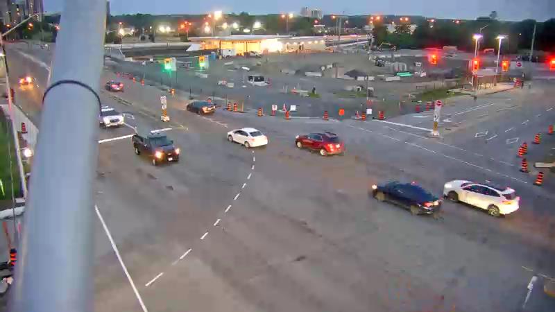 Traffic camera image at 2025-07-06 01:11:21