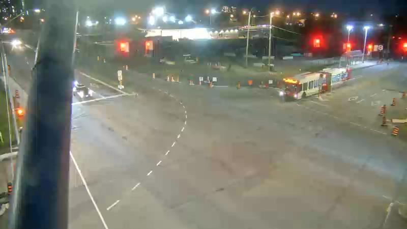Traffic camera image at 2025-07-06 01:41:02