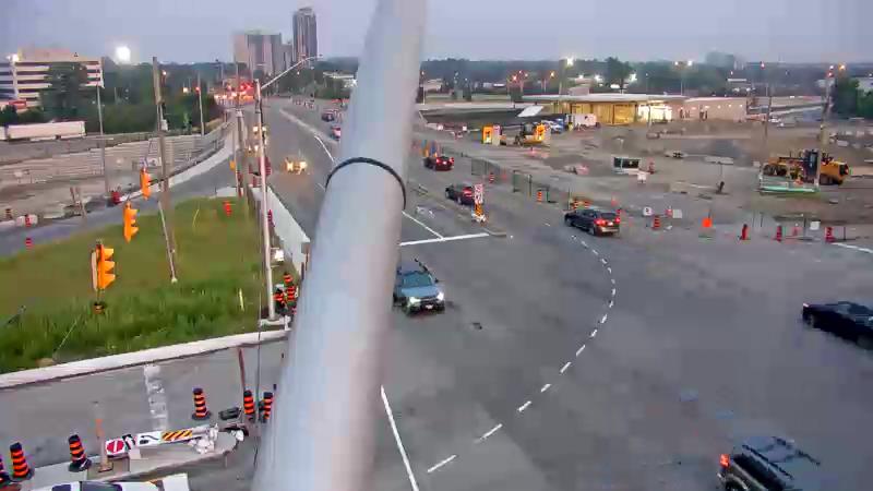 Traffic camera image at 2025-07-31 00:36:07