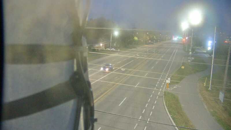 Traffic camera image at 2025-08-04 01:00:05