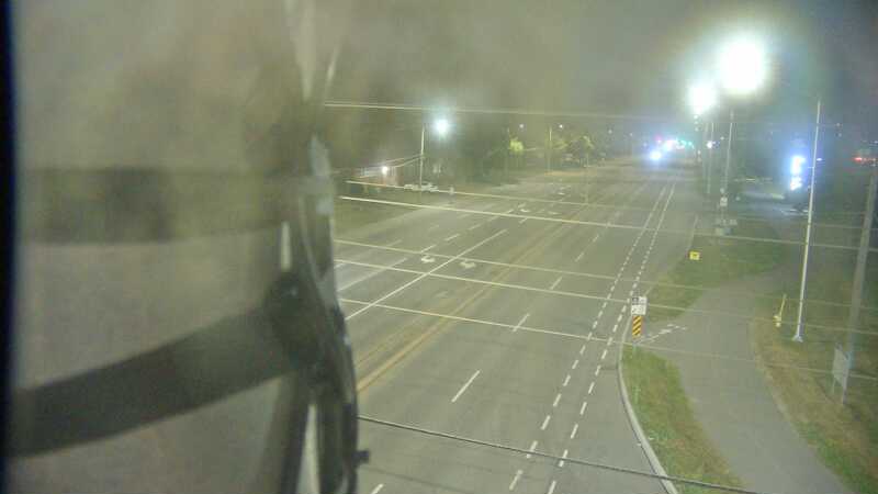 Traffic camera image at 2025-08-04 02:00:05