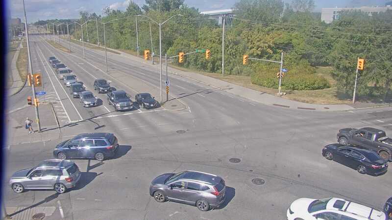 Traffic camera image at 2025-08-24 14:30:06