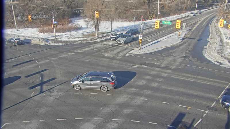 Traffic camera image at 2024-12-21 15:40:31