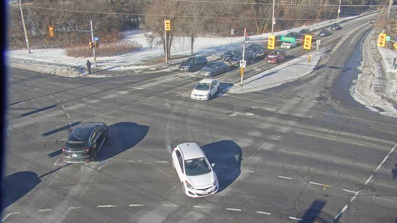 Traffic camera image at 2024-12-21 15:45:41