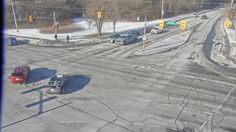 Traffic camera image at 2024-12-21 16:35:28