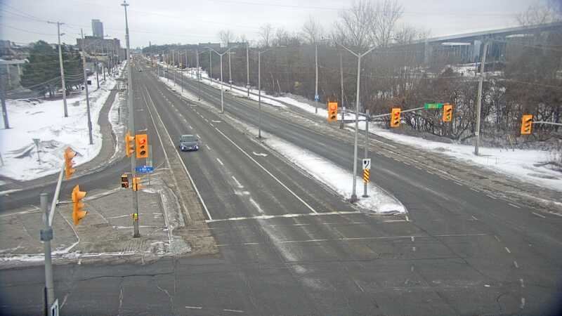 Traffic camera image at 2025-03-09 13:36:39