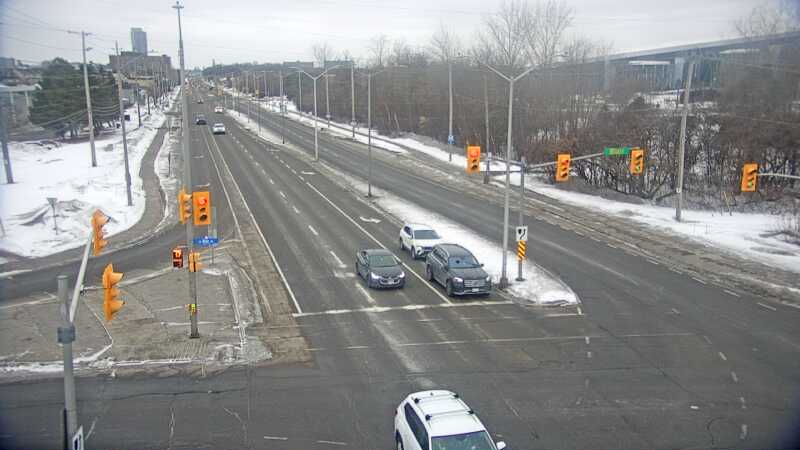 Traffic camera image at 2025-03-09 13:45:22