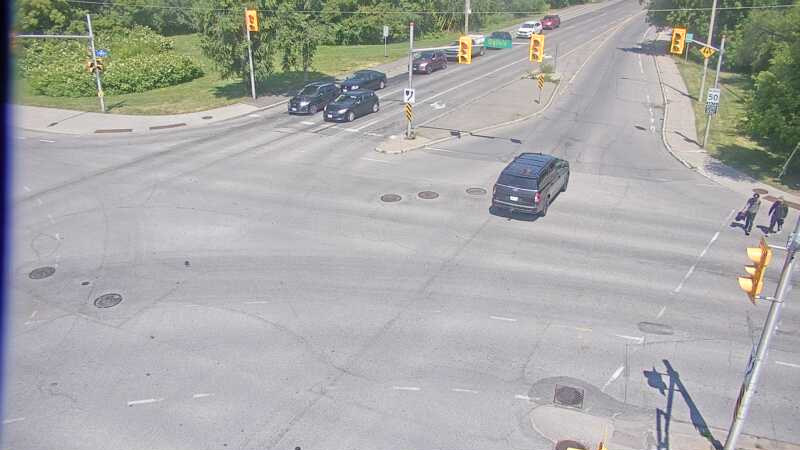 Traffic camera image at 2025-06-30 15:25:05