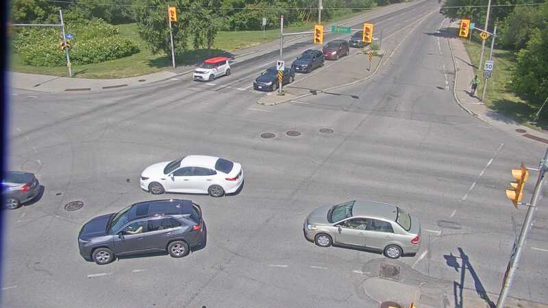 Traffic camera image at 2025-06-30 15:30:05