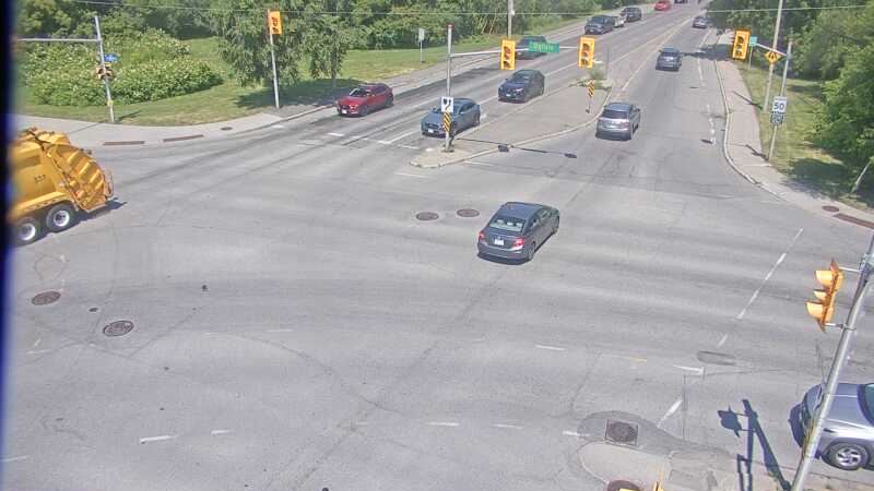 Traffic camera image at 2025-06-30 15:40:05