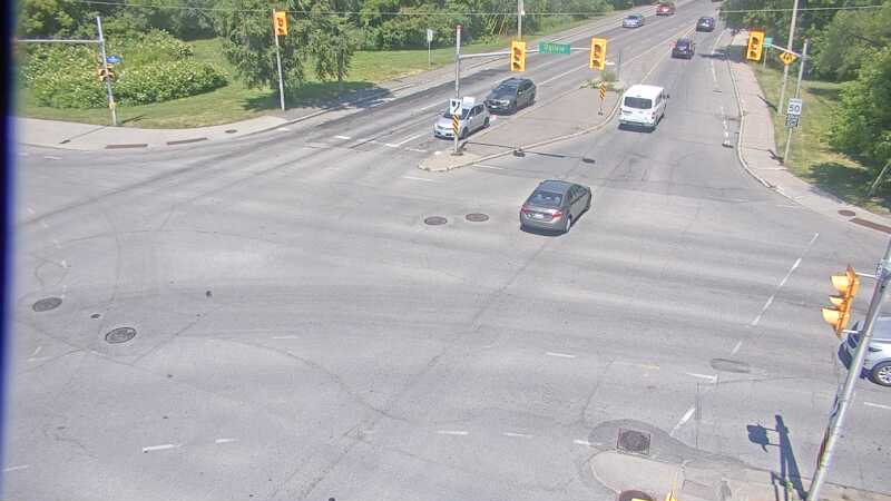 Traffic camera image at 2025-06-30 15:55:05