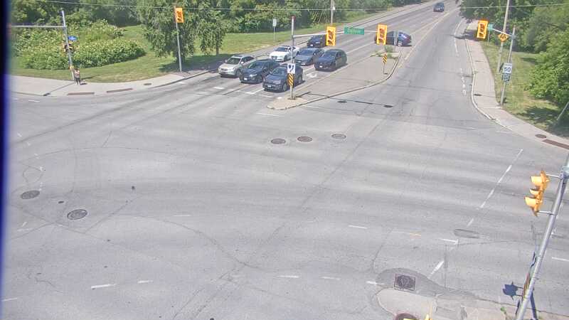 Traffic camera image at 2025-06-30 16:40:05