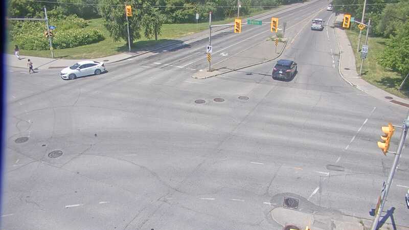 Traffic camera image at 2025-06-30 17:00:05