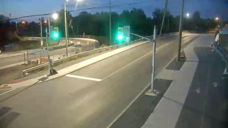 Traffic camera image at 2025-08-25 00:31:10