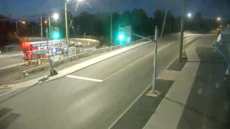 Traffic camera image at 2025-08-25 00:41:08