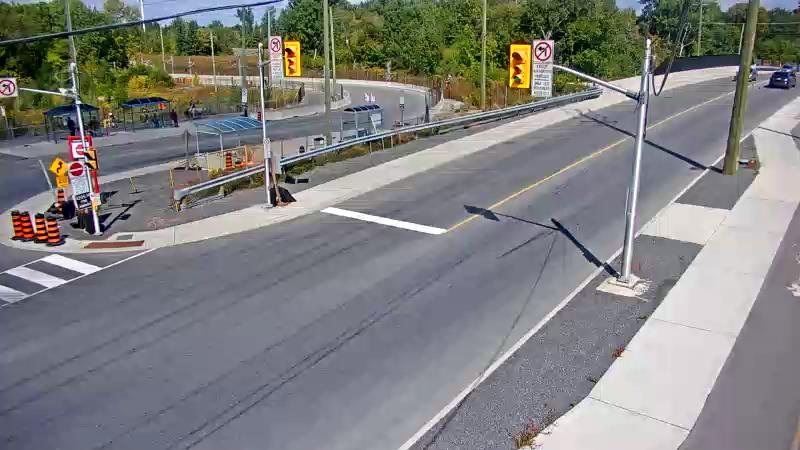 Traffic camera image at 2025-09-14 17:21:10
