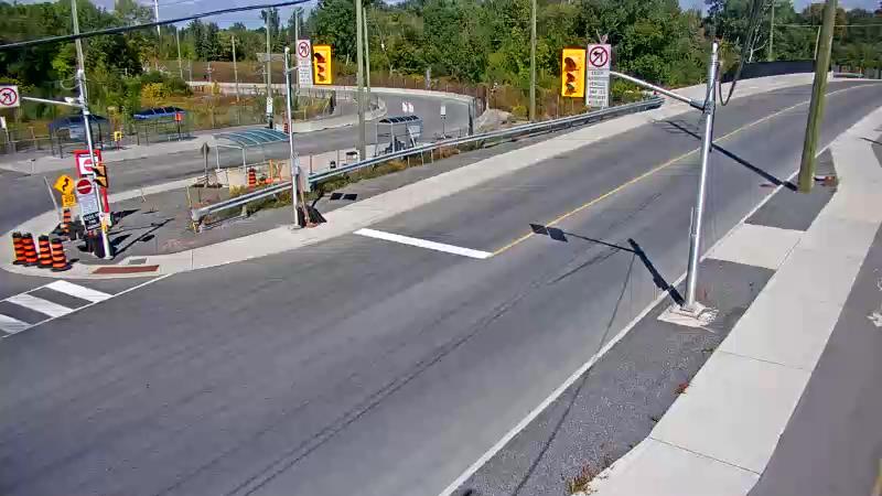 Traffic camera image at 2025-09-14 17:41:07